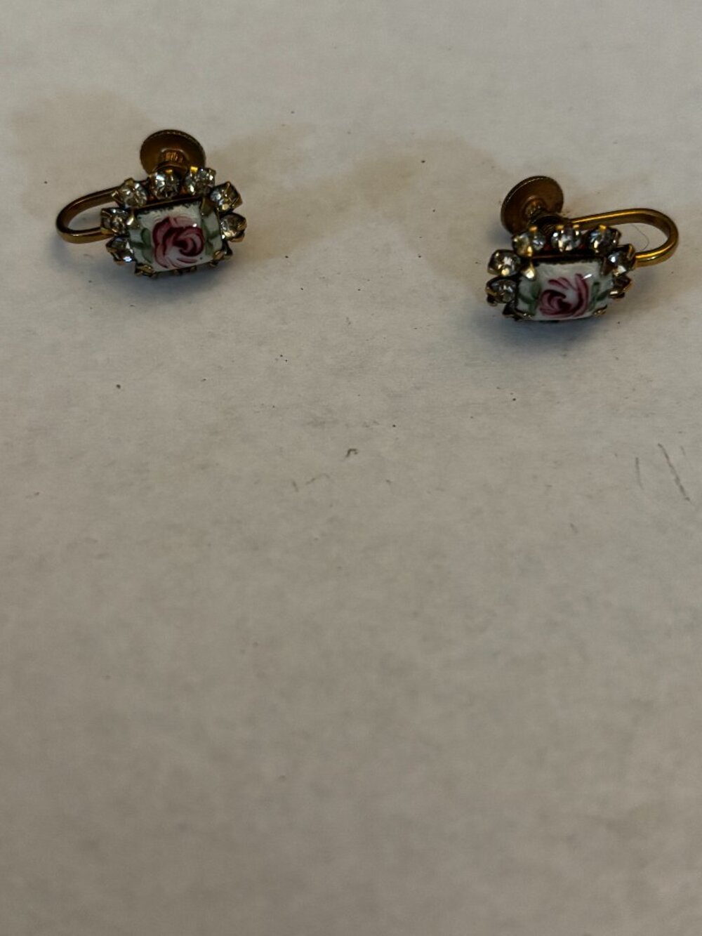 Screw back clip earrings gold tone painted pink roses porcelain small rhinestone